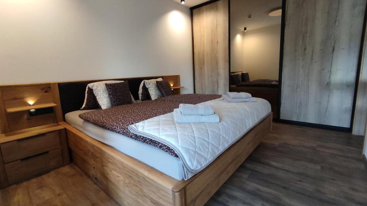 Apartman S Vyhladom Na Stity Ovruc 312 Strbske Pleso Exterior photo